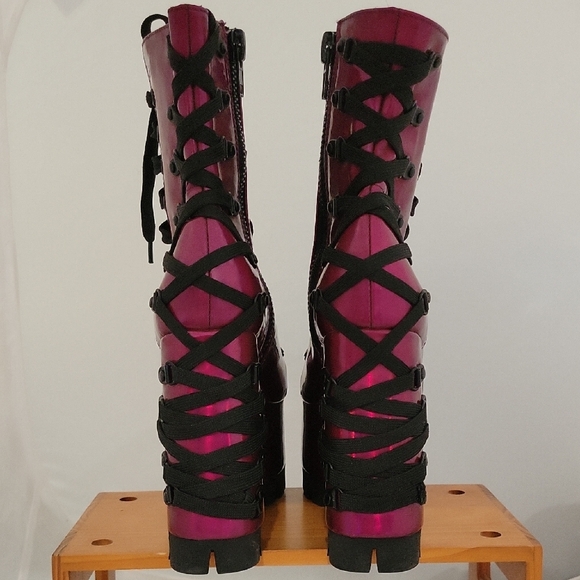 Shimmering Lace-Up Platform Boots - Picture 4 of 8